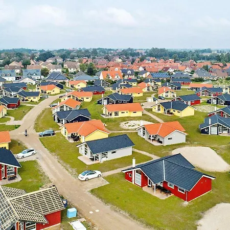 Holiday Home In Grossenbrode, 500 M Sea