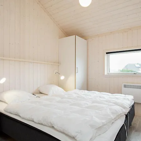 Holiday Home In Grossenbrode, 500 M Sea *